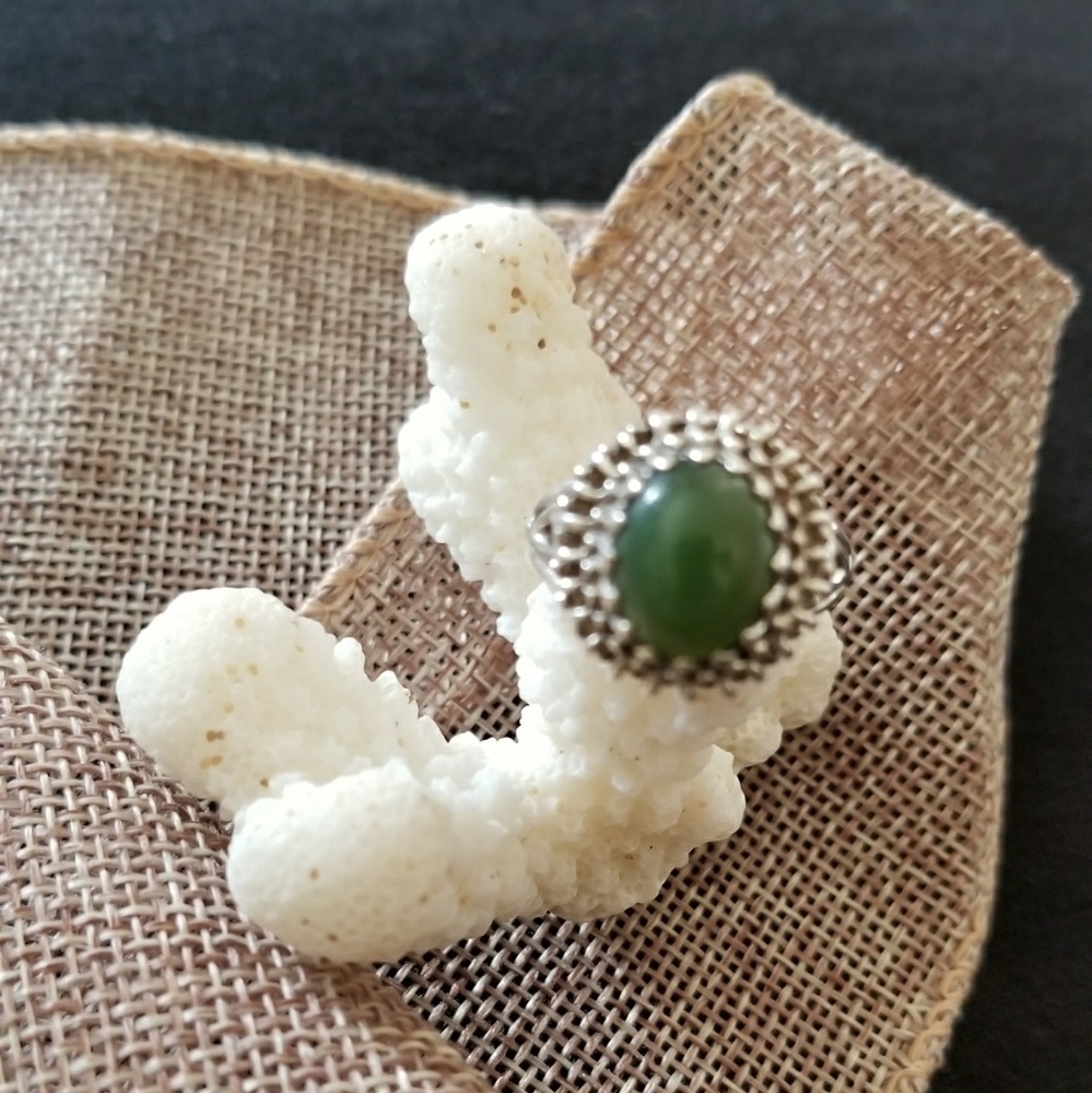 Sterling Silver Emerald Green Stone Ring